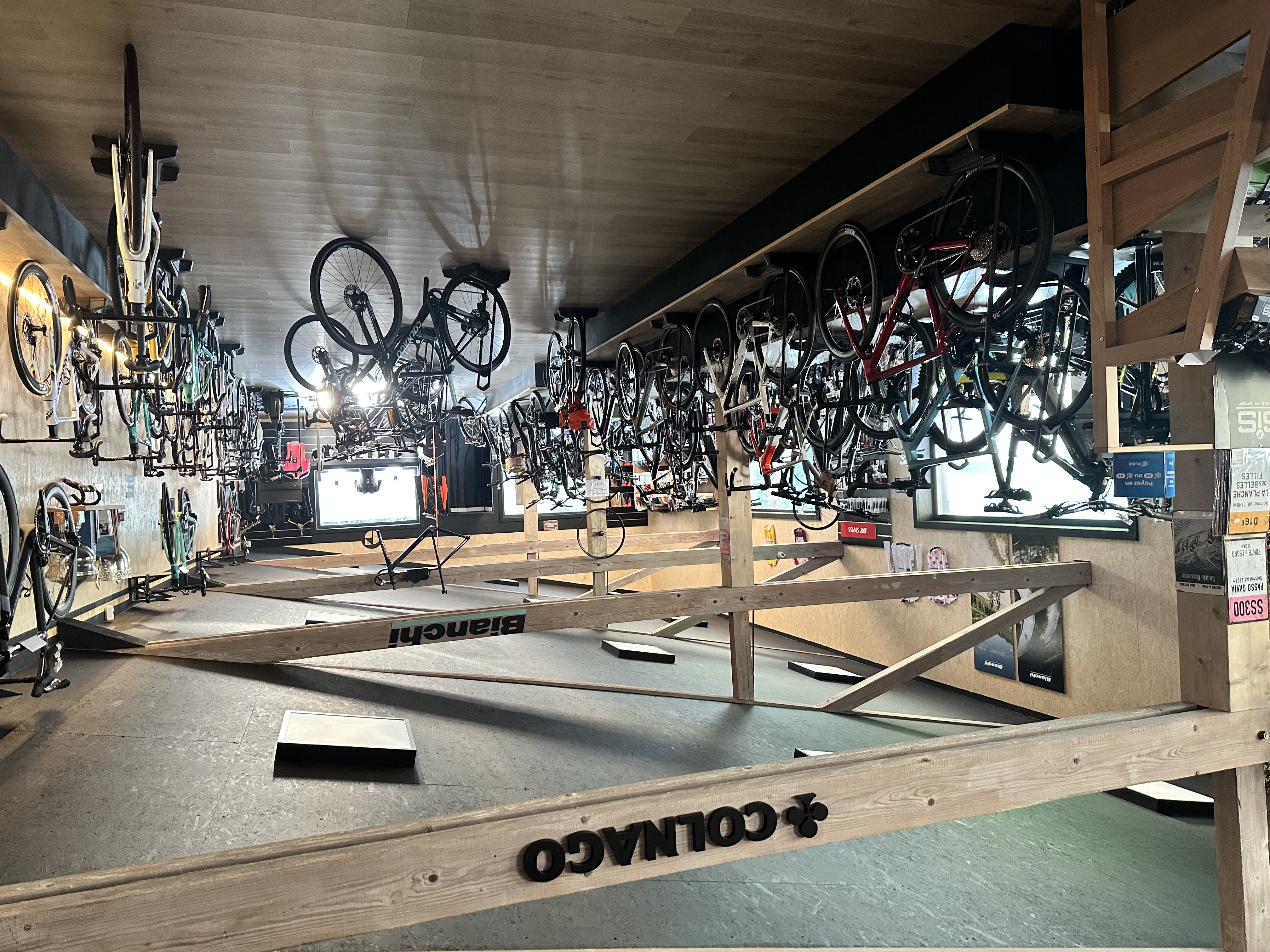 Magasin Cycles des 1000 Étangs
